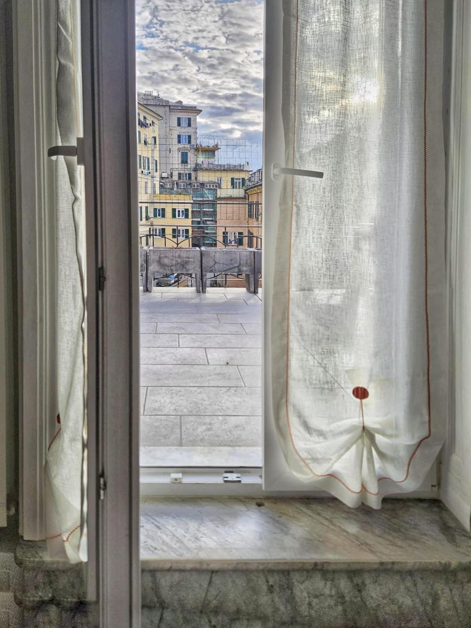 Rosy'S House Un Attico A Due Passi Dall'Acquario Parking Free Apartment Genoa Exterior photo